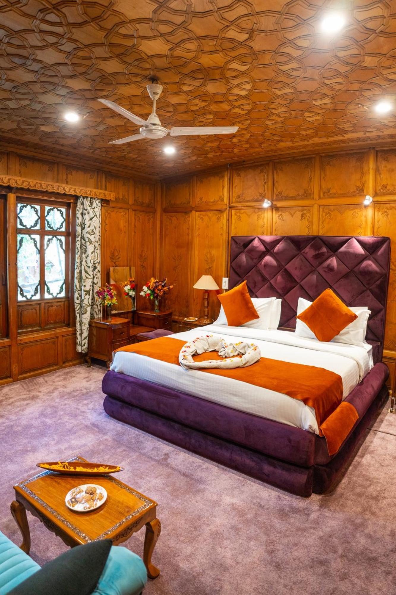 Wangnoo Heritage Houseboats Hotel Srinagar  Ngoại thất bức ảnh