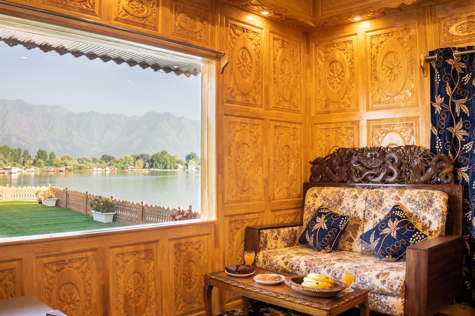 Wangnoo Heritage Houseboats Hotel Srinagar  Ngoại thất bức ảnh