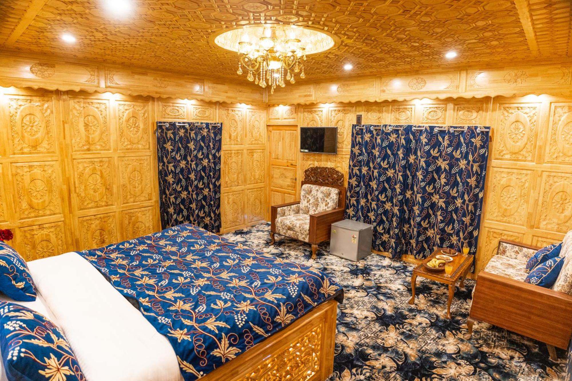 Wangnoo Heritage Houseboats Hotel Srinagar  Ngoại thất bức ảnh